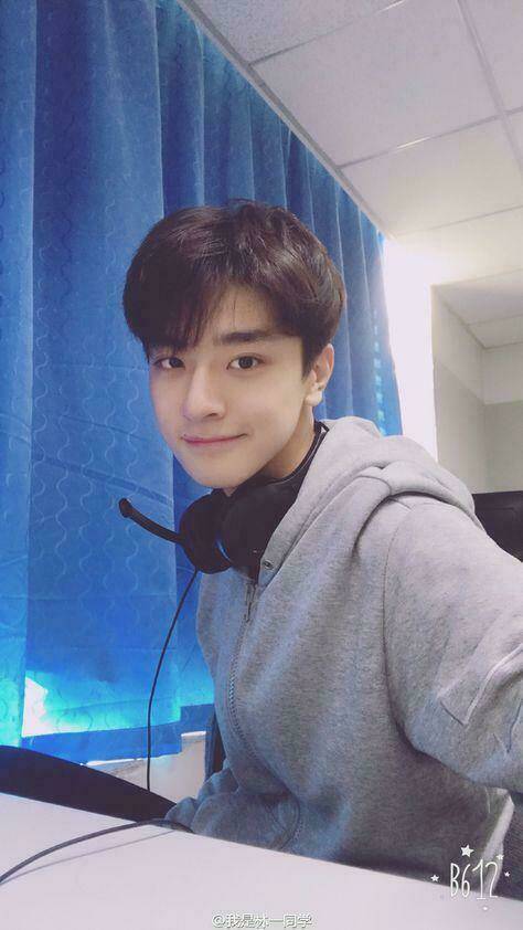 Trọng Sinh Thành Tiểu Nha Đầu: Chapter 1