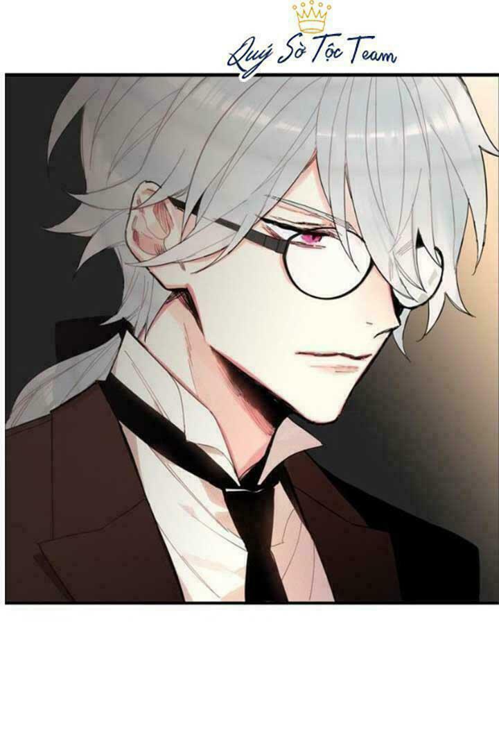 Tồn Tại Với Tư Cách Là Vợ Của Nam Chính: Chapter 32: Hầu cận bí ẩn