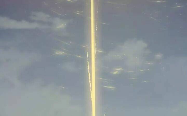 Bí Mật Của Dạ Tộc: Chapter 36